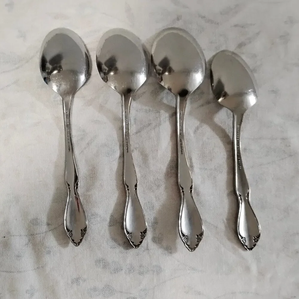 4 Pieces Oneida Berkeley Square Spoons 3 Place Oval Soup Teaspoon Stainless USA